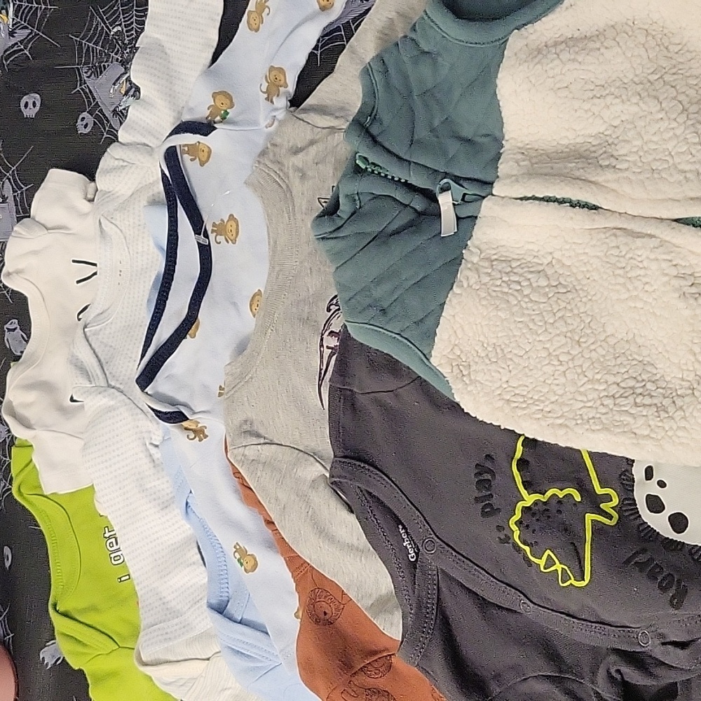 10 piece baby boy lot 0-3